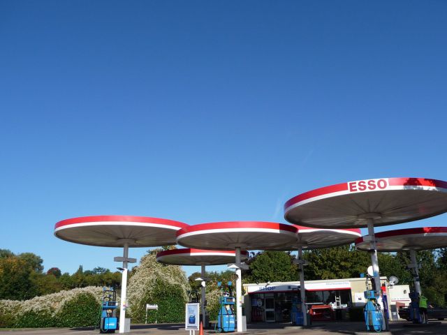 Georgia's two petrol stations named among World’s Best 10 geotv.ge
